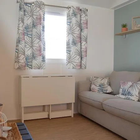 Mobile Home De Valerie 